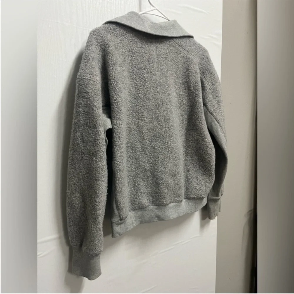⭐️❤️Lululemon athletica Gray Half-Zip Pullover - Picture 10 of 13
